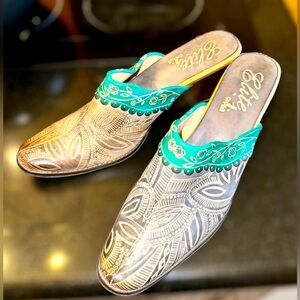 Elite by Corkys Leather Mules Size 9